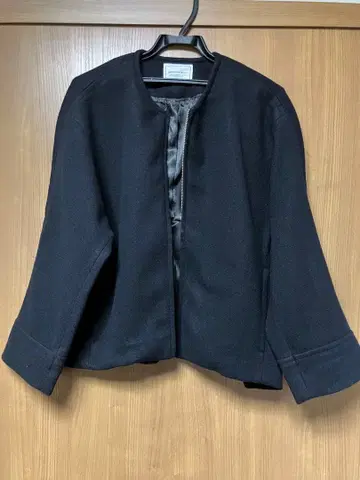 아메리칸 홀릭 중공 FIBER 노카라 코트