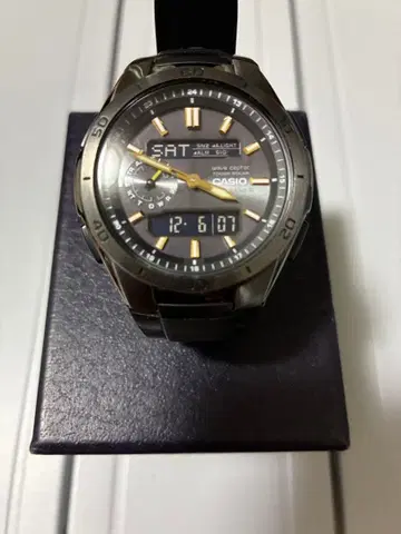 CASIO WVA-M650 솔라 전파 시계
