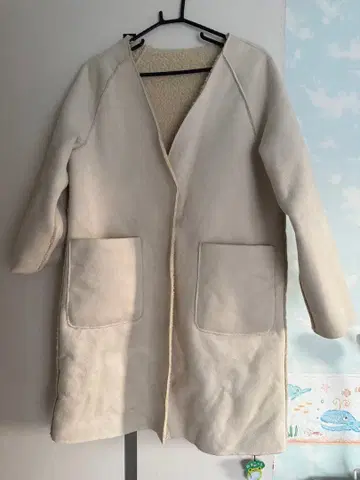 YECCA VECCA 리버서블 페이크 무스탕 코트