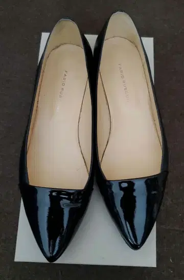 파비오 루스코니 FABIO RUSCONI 플랫슈즈 패턴트 레더