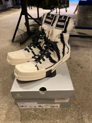 Convers x DRKSHOW converse