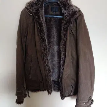 Mossimo Sport 퍼 자켓 M 사이즈