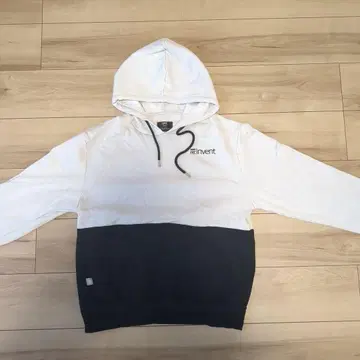 AWS re:Invent 2024 Official Hoodie M