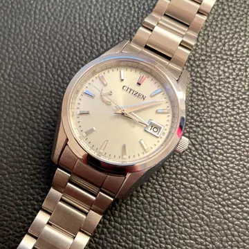 더 시티즌 A010-T017983 손목시계