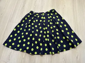 주말 세일! 마크제이콥스 스커트 네이비 x 라임 그린 도트 무늬
