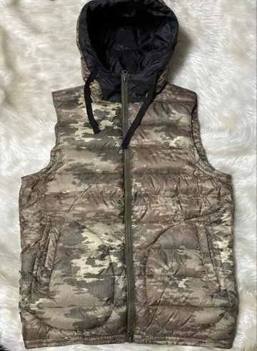 컨디션 최상 지스테이지 카모플라주 다운 베스트 48