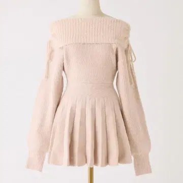 NICE CLAUP 오프숄더 플리츠 니트 미니 원피스 2 모카