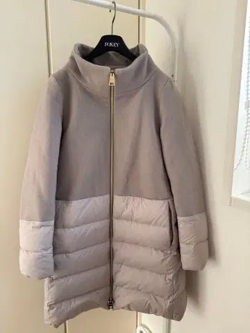 헬레노 롱 다운 자켓 절개 우 다운 베이지