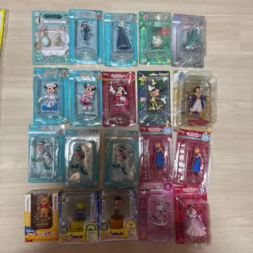 Disney 크리스마스 오너먼트 2024 등 세트 20개