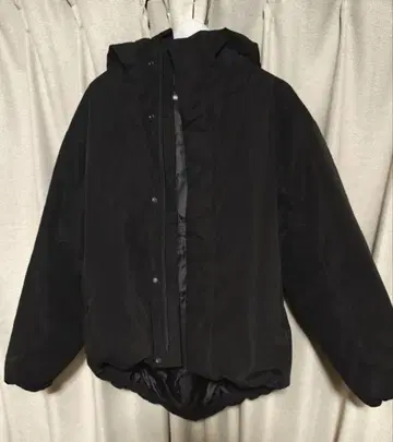 무인양품 워셔블 솜 후드 자켓 블랙 L 사이즈