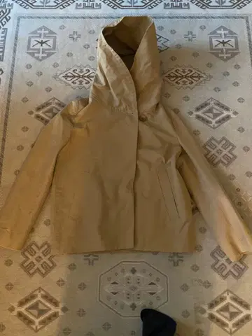 저널 스탠다드 후드 부착 자켓 베이지