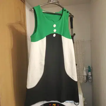 모즈 원피스 슬리브리스 A라인 그린/화이트/블랙