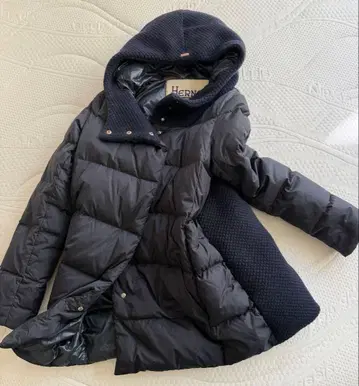 헬레노 네이비 다운 절개 니트 다운 후드