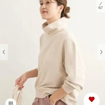 UR TECH 터틀넥 맨투맨 도어즈