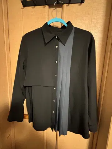 HARE 트로미 셔츠 블랙 셔츠