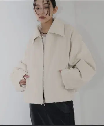 hellam 페이크 비버 숏 기장 W 지퍼 블루종