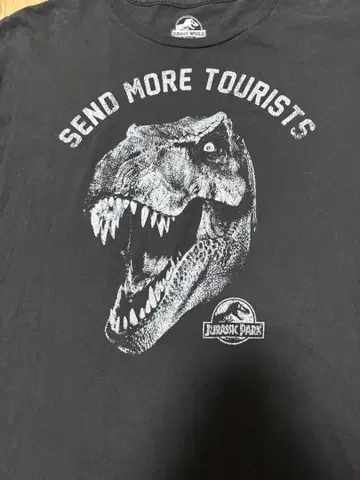 JURASSIC PARK 쥬라기 월드 티셔츠 티라노