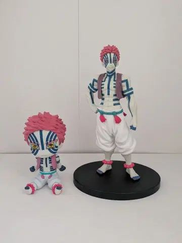 아카자 피규어 세트