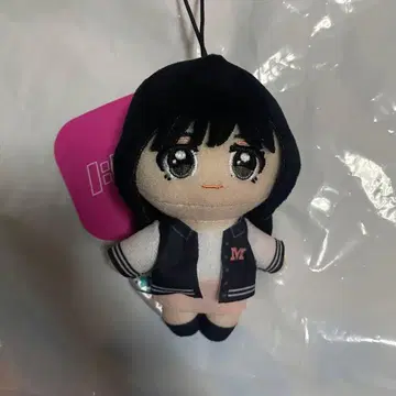 ME:I GIGO 한정판 마스코트 봉제 인형 MOMONA