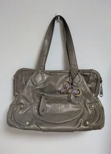 안나수이 토트백 가죽 버터플라이 참 카키 Anna sui