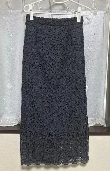 [ Te chichi ] 다크 그레이 레이스 타이트 스커트
