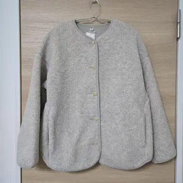 유니클로 보아 플리스 가디건 새상품 미사용 사이즈 M