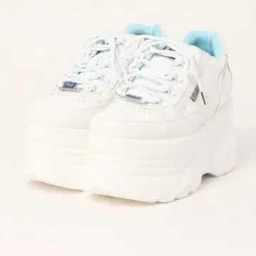 [ YOSUKE ] 통굽 레이스업 스니커즈 화이트