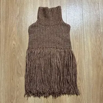 HYKE 하이크 RIBBED TURTLENECK SWEATER CAPE