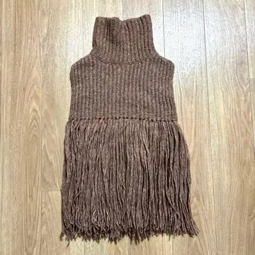 HYKE 하이크 RIBBED TURTLENECK SWEATER CAPE