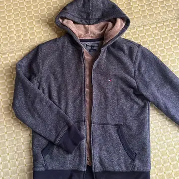 TOMMY HILFIGER vintage fit S 사이즈 지퍼 후드티