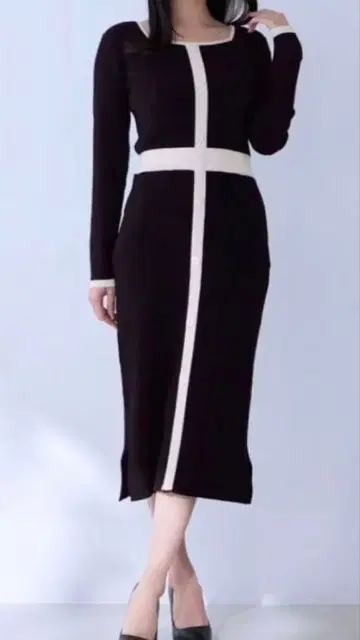 overE 96 타이트풍 프론트 버튼 리브 니트 원피스