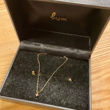 [ hum ] 목걸이&귀걸이 세트 브랜드 초기 모델