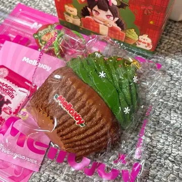 mellojoy 멜로우 크리스마스 트리