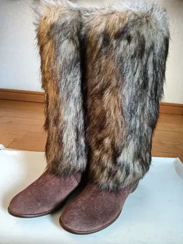 Succeed 퍼와 스웨이드의 롱 부츠