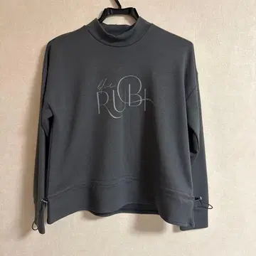 rosso vivo 터틀 긴팔 T셔츠