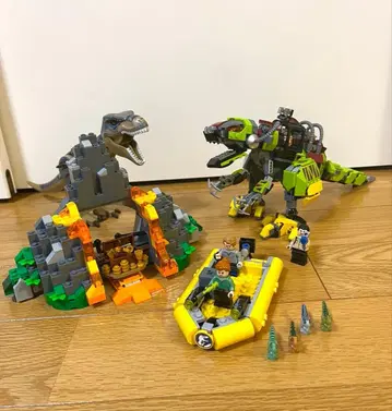 레고 쥬라기 월드 T-렉스 vs 다이노메카 전투 75938