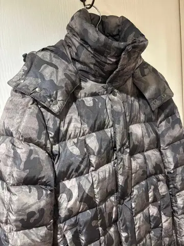 레어 Duvetica AIM 카모플라쥬 다운 자켓