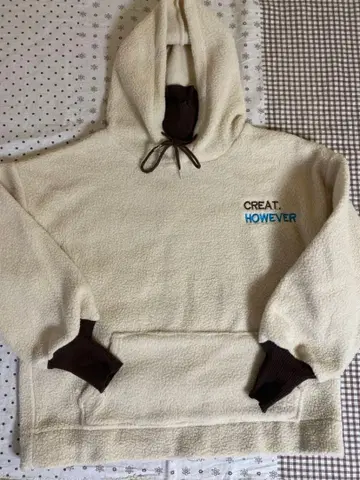 플리스 자켓 후드 부착 크림색