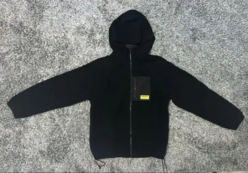 블랙 플리스 자켓 후드 부착