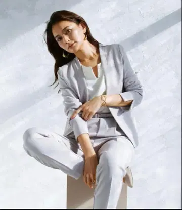 새상품급 Emilyan 에밀리아 수트 셋업