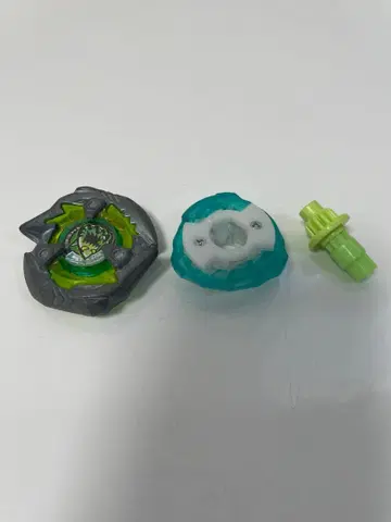 베이블레이드 x 샤크 엣지