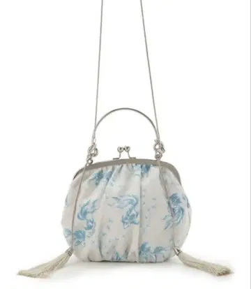 케이타 마루야마 릴리 브라운 백