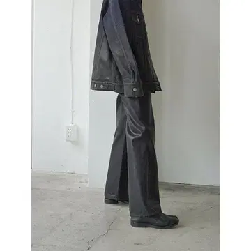 메크르 mecre 그라데이션 코팅 스트레이트 데님