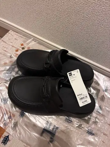 [ 새상품 ] GU 로퍼 클로그 샌들 by rokh 23cm 블랙