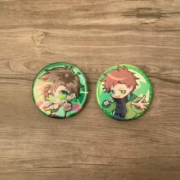 성인 남성 3인조  캔뱃지 2개 세트