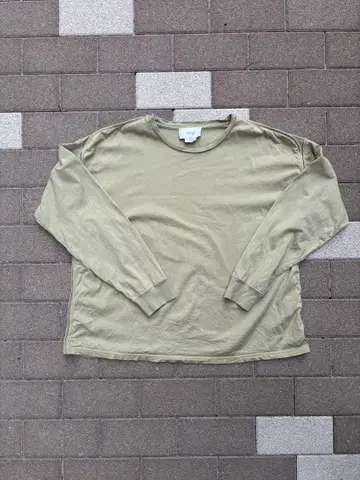 YOKE PIPING T-SHIRT 티셔츠