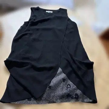 블랙 슬리브리스 미니 원피스 40 새상품 택 세리자와 32,000엔-