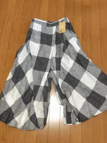 [ 새상품 ] 비어즐리 체크 무늬 와이드 팬츠 F 사이즈