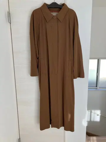 MICHEL ANTON 브라운 스텐카라 코트