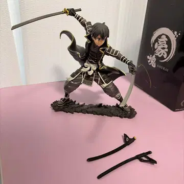 SAO 피규어 호카이 칠흑의 맹호 키리토
